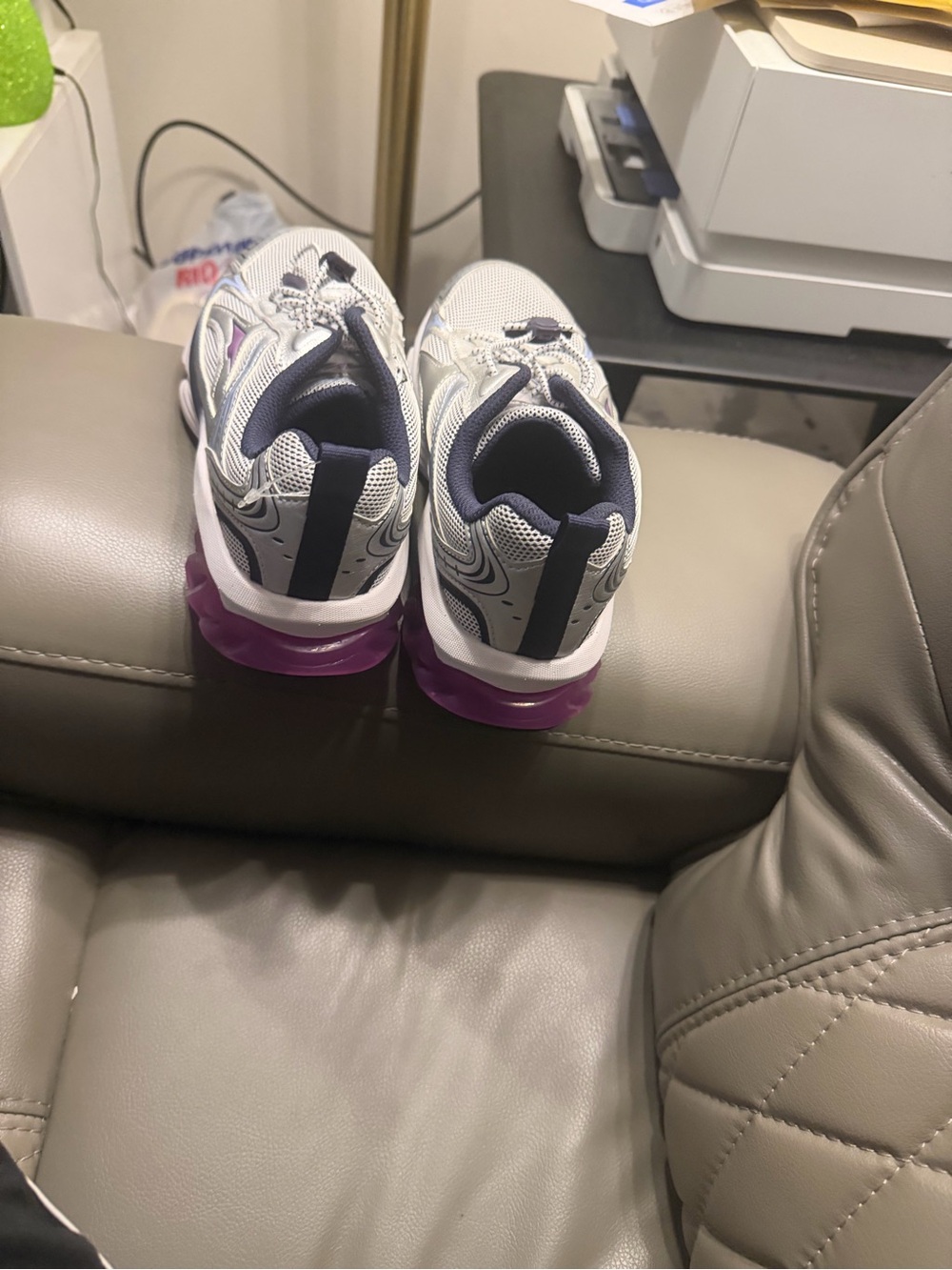 Avia Kids Sneakers in White and Purple